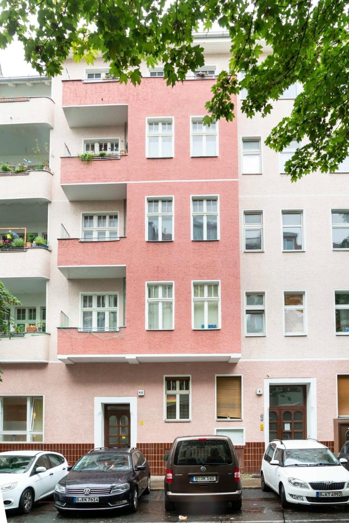 Cozy 2 Room Apartment Next To Hermannstrasse Berlin Eksteriør bilde